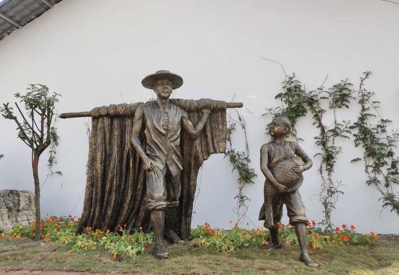 重庆隆景园林绿化《渔民》雕塑